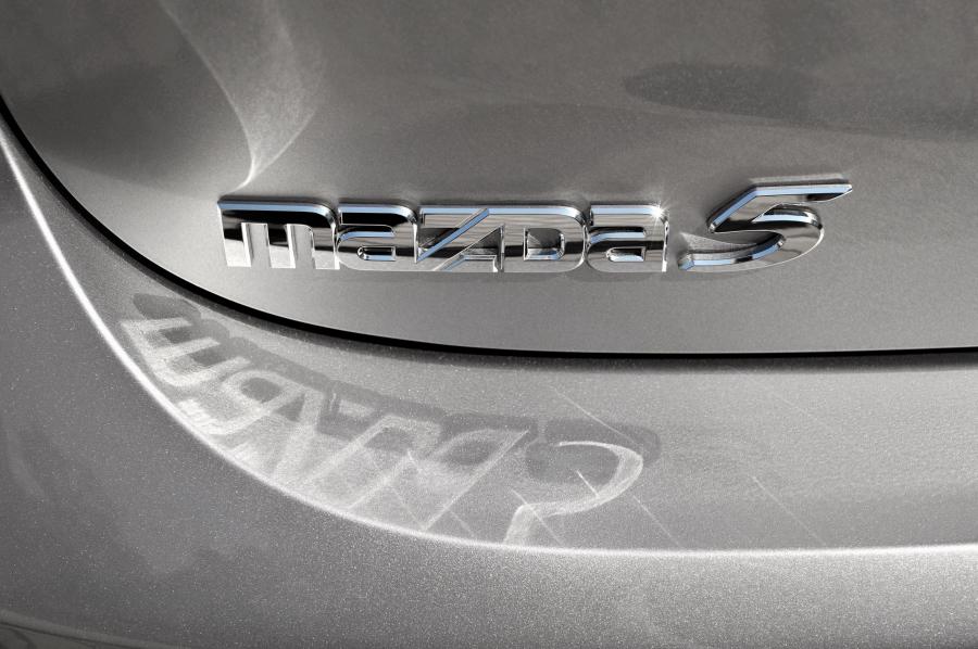  Mazda5 2011 года  (фото 61 из 184)